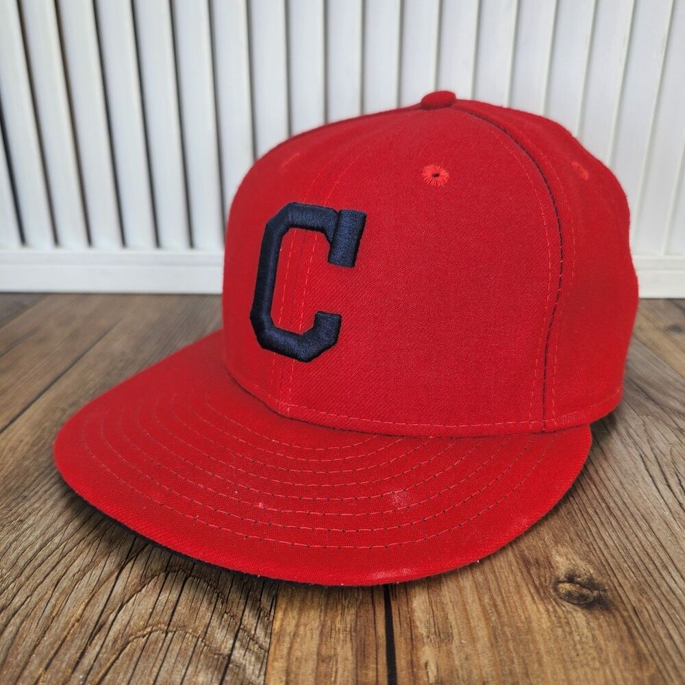 New Era 59fifty Cleveland Indians Official On-Field Baseball Cap Red 7 1/4 Hat